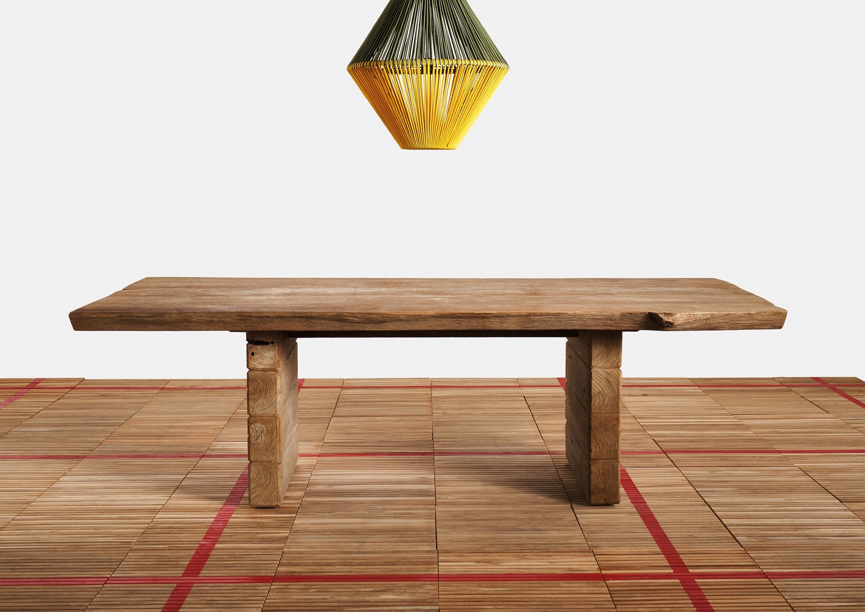 SRTS04I2-MesaRetangularStratos2